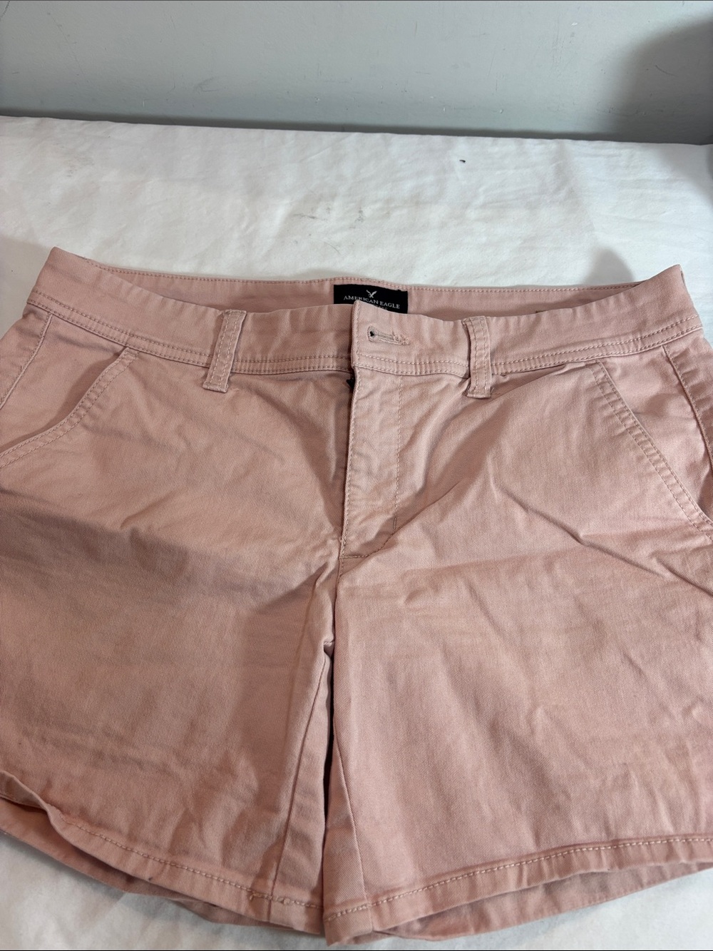 American Eagle Outfitters Pale Pink Chino Shorts. 0287
